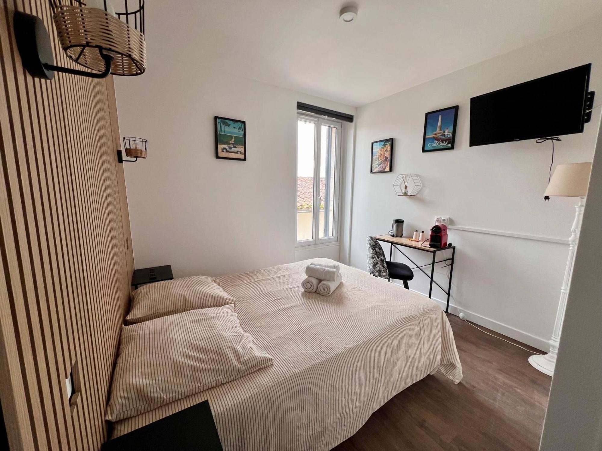 Bed and Breakfast Logis Paul Massy Meschers-sur-Gironde Exterior foto